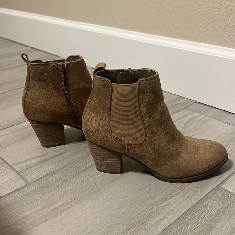 Dolce vita short booties